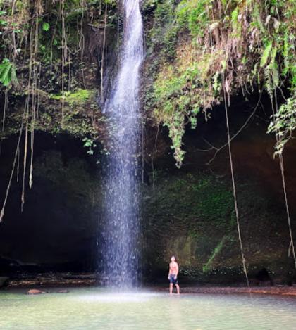 photo Menikkmati Sejuknya Air Terjun Sade