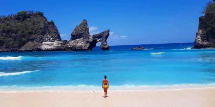 photo Pantai Atuh, Surga Tersembunyi Di Nusa Penida.